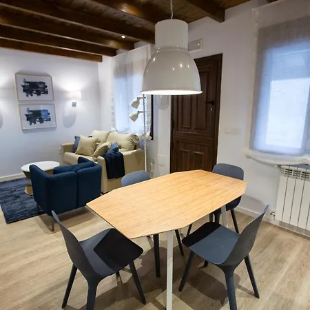 Fuente El Güeyu Apartamento *